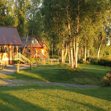 Susitna River Lodging, Riverside Cabins 탈키트나 외부 사진